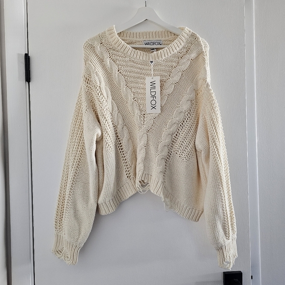NEW Wildfox Waldorf Distressed Oversize Slouchy Cable Knit Cream Sweater Size M - Picture 1 of 5
